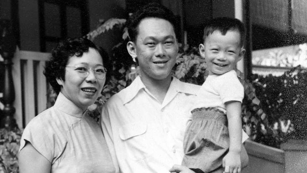 Thủ tướng Singapore  Lý Hiển Long sinh ngày 10/2/1952, là con cả của vợ chồng cố thủ tướng và là "cha đẻ" nước Singapore hiện đại, ông Lý Quang Diệu. Ảnh: Facebook Lý Hiển Long